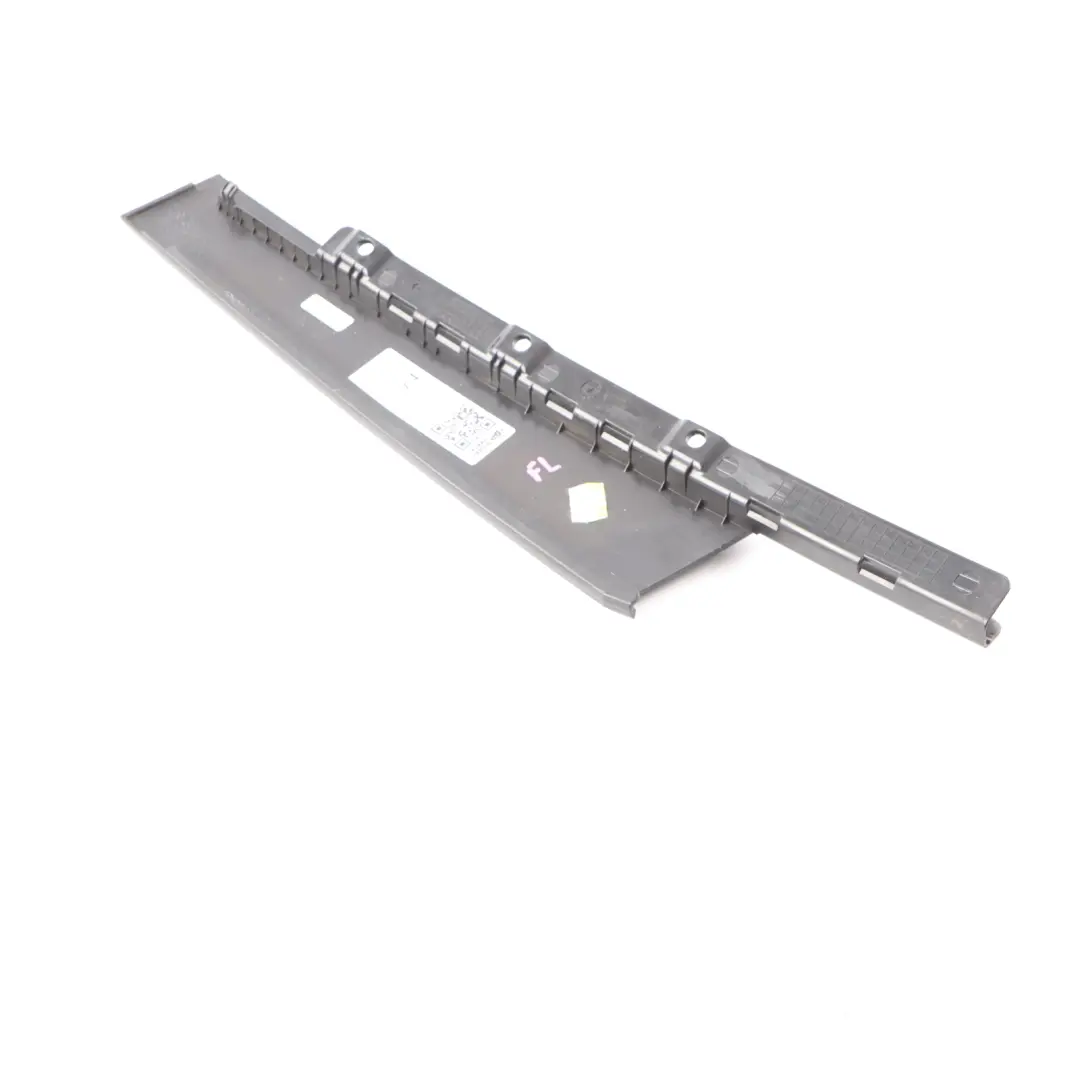 Rivestimento Frontale Colonna B Pannello Esterno Sinistro per Audi S3 8V con numero di parte 8V5837901B Audi S3 8V Rivestimento Frontale Colonna B Pannello Esterno Sinistro - SKU 8V5837901B - Numero di parte 8V5837901B