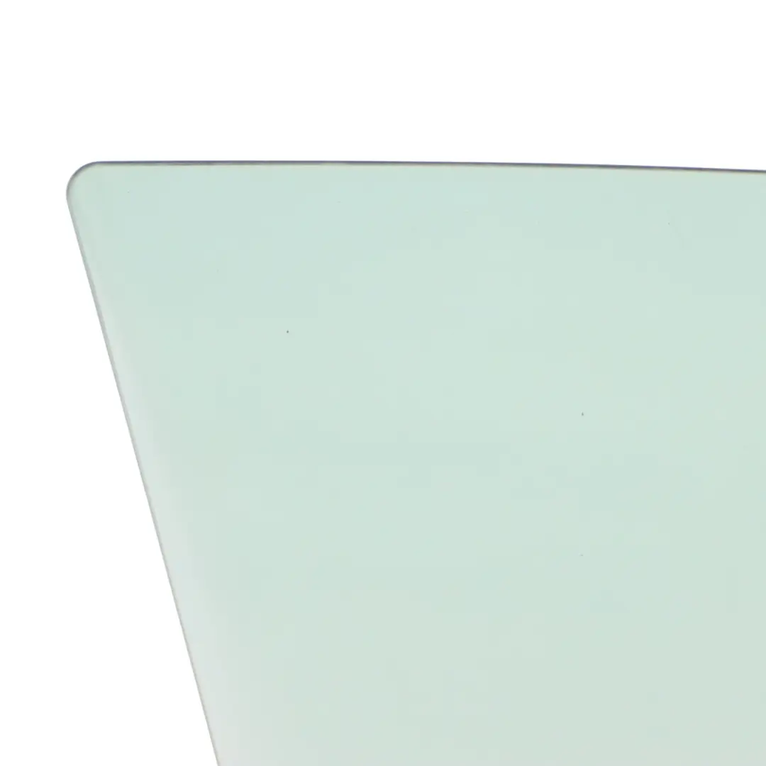 Front Side Window Glass Glazing Right O/S AS2 to Audi A3 8V with Part number 8V5845202 Audi A3 8V Front Side Window Glass Glazing Right O/S AS2 - SKU 8V5845202 - Part number 8V5845202