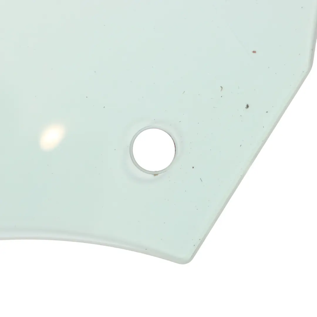 Vitre Latérale Avant Droite AS2 pour Audi A3 8V à propos du numéro de pièce 8V5845202 Audi A3 8V Vitre Latérale Avant Droite AS2 - SKU 8V5845202 - Numéro de pièce 8V5845202