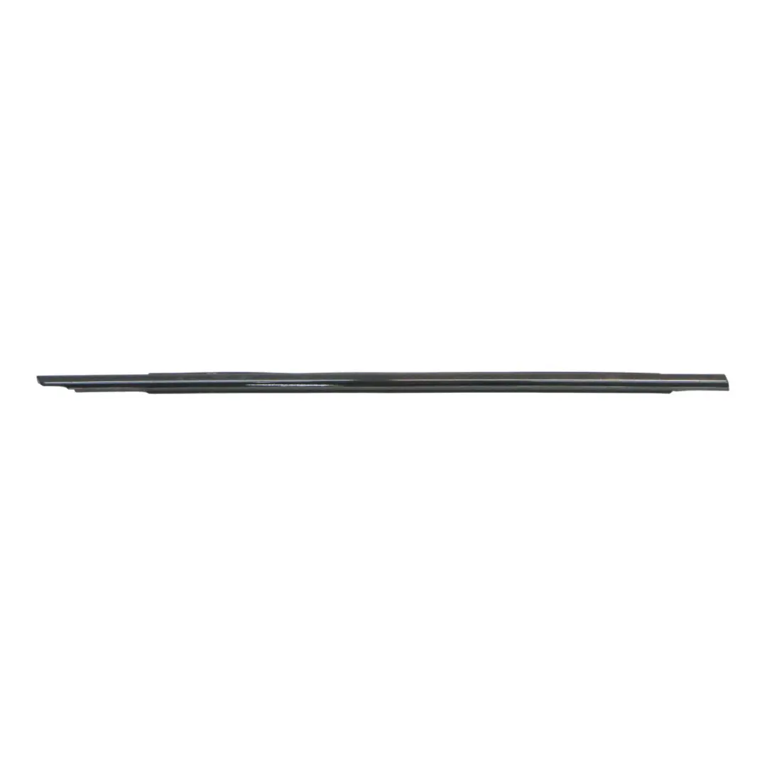 Audi A3 8V Guarnizione Anteriore Striscia Meteo Trim Destra - SKU 8V5853284 - Numero di parte 8V5853284