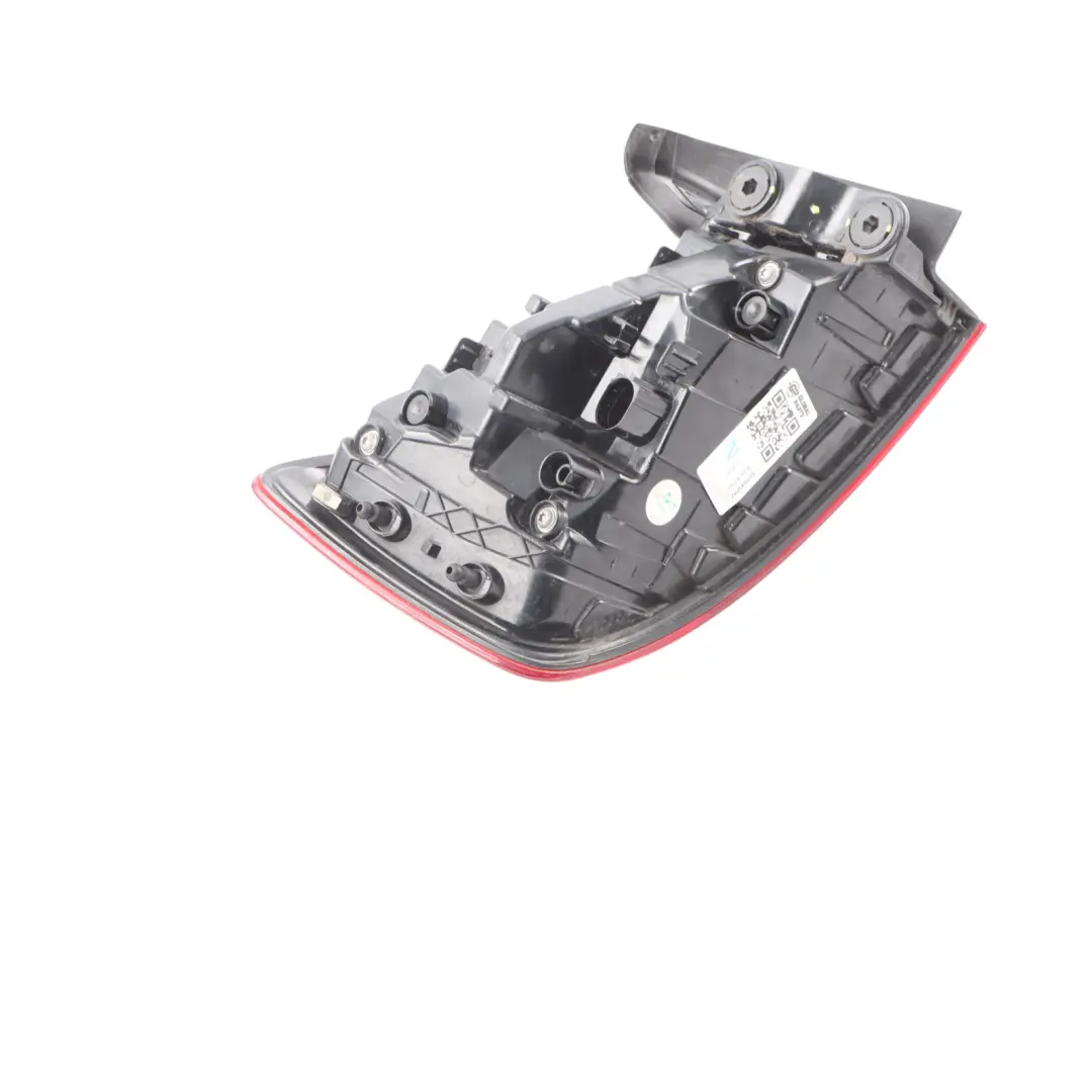 Tail Light Lamp Side Panel Rear Right O/S Taillight to Audi A3 8V with Part number 8V5945092 Audi A3 8V Tail Light Lamp Side Panel Rear Right O/S Taillight - SKU 8V5945092 - Part number 8V5945092
