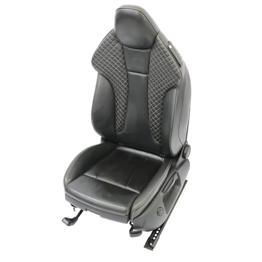 Puerta Asiento Delantero Izquierdo Calefactable Cuero Negro para Audi S3 8V Cabrio 3 con número de pieza 8V7881805P Audi S3 8V Cabrio 3 Puerta Asiento Delantero Izquierdo Calefactable Cuero Negro - SKU 8V7881805P-1 - Número de pieza 8V7881805P