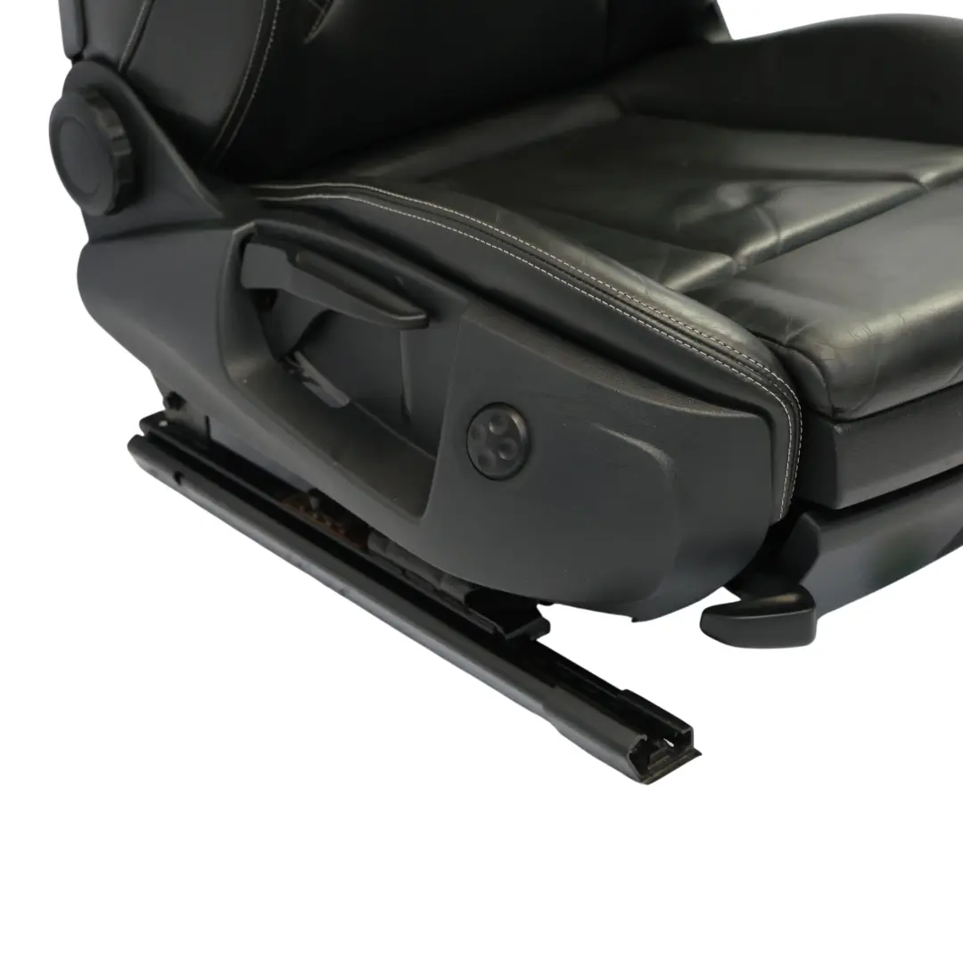 Sedile Anteriore Destro Riscaldato Pelle Nero per Audi A3 S3 8V Cabrio 3 Porte con numero di parte 8V7881806P Audi A3 S3 8V Cabrio 3 Porte Sedile Anteriore Destro Riscaldato Pelle Nero - SKU 8V7881806P-1 - Numero di parte 8V7881806P