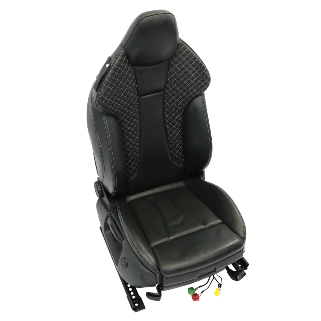 Puerta Asiento Delantero Derecho Calefactable Cuero Negro para Audi A3 S3 8V Cabrio 3 con número de pieza 8V7881806P Audi A3 S3 8V Cabrio 3 Puerta Asiento Delantero Derecho Calefactable Cuero Negro - SKU 8V7881806P-1 - Número de pieza 8V7881806P