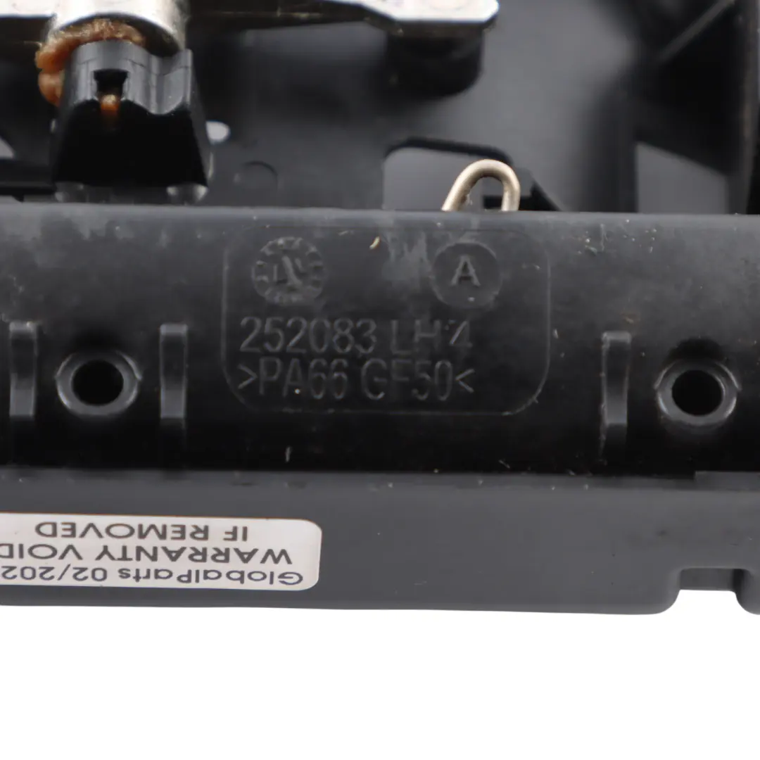 Audi A4 B9 A5 F5 Supporto Maniglia Porta Esterna Posteriore Sinistra - SKU 8W01837811A - Numero di parte 8W01837811A