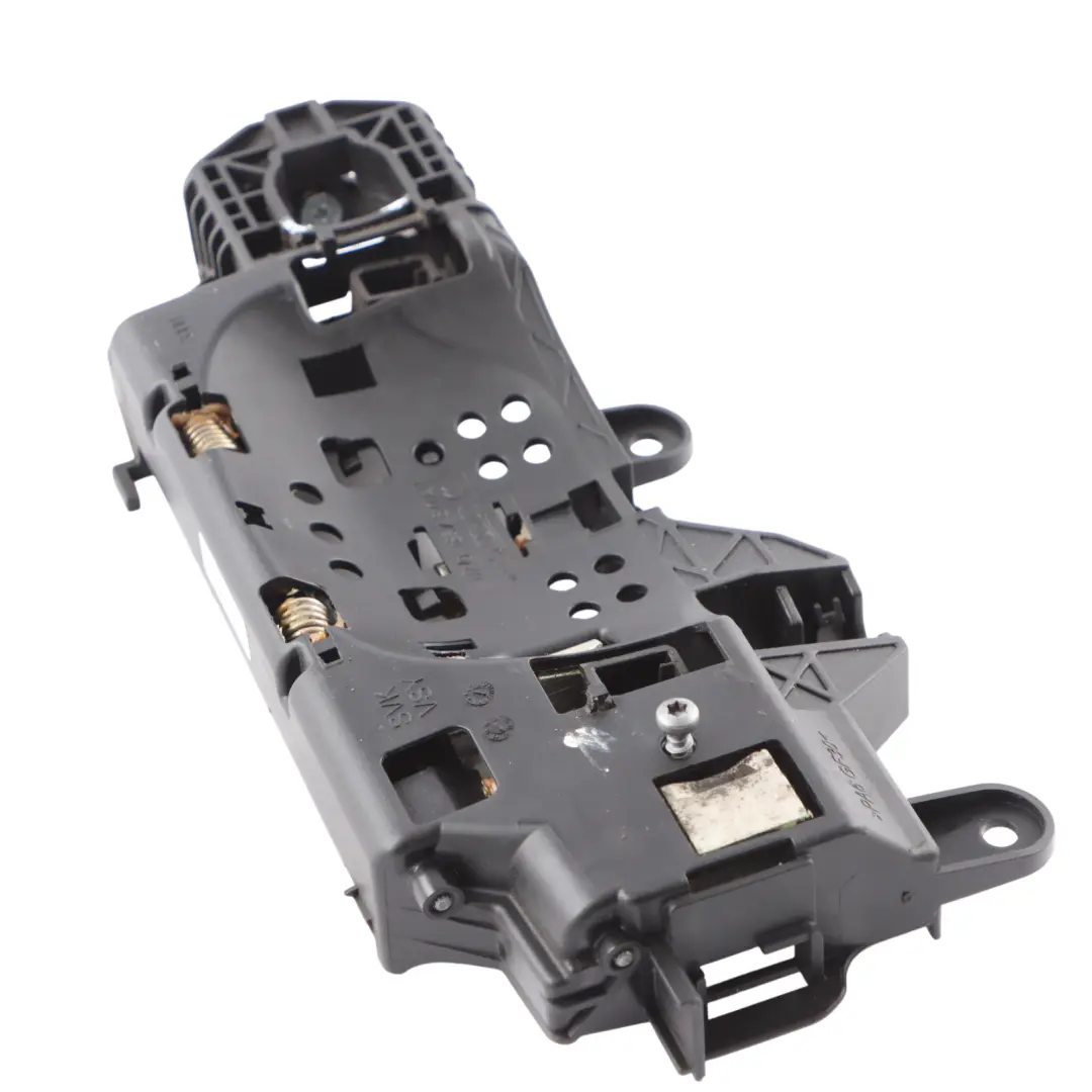 Türgriffhalterung Außen Hinten Links Fahrerseite für Audi A4 B9 A5 F5 mit Teilenummer 8W01837811A Audi A4 B9 A5 F5 Türgriffhalterung Außen Hinten Links Fahrerseite - SKU 8W01837811A - Teilenummer 8W01837811A