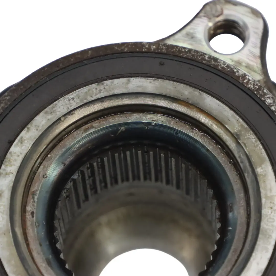 Mozzo Ruota Anteriore Cuscinetto Montaggio Sinistra Destra per Audi A4 B9 con numero di parte 8W0407613 Audi A4 B9 Mozzo Ruota Anteriore Cuscinetto Montaggio Sinistra Destra - SKU 8W0407613 - Numero di parte 8W0407613