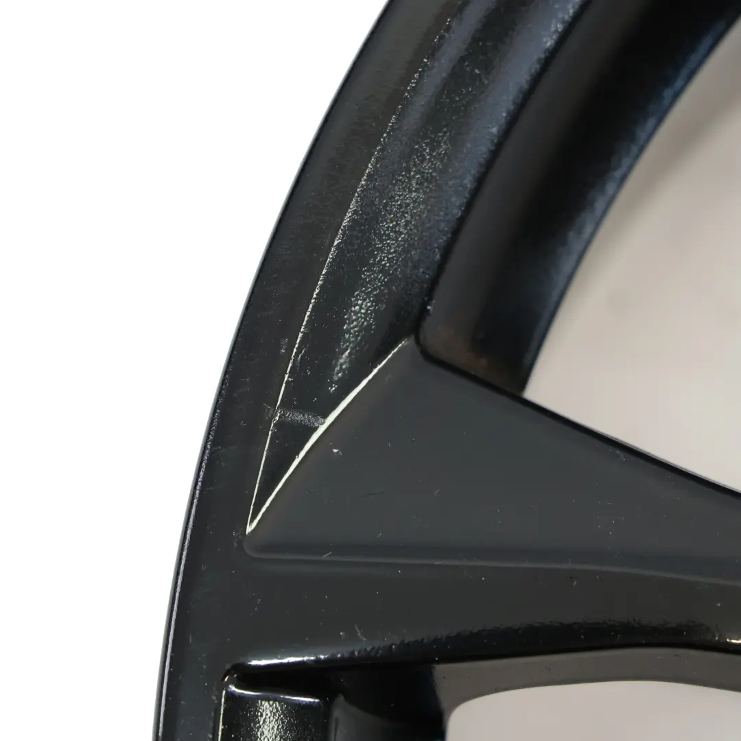 Felga Aluminiowa Czarna 19" 8.5J ET:40 do Audi A4 S4 8W B9 o numerze 8W0601025BF Audi A4 S4 8W B9 Felga Aluminiowa Czarna 19" 8.5J ET:40 - SKU 8W0601025BF-2 - Numer Części 8W0601025BF