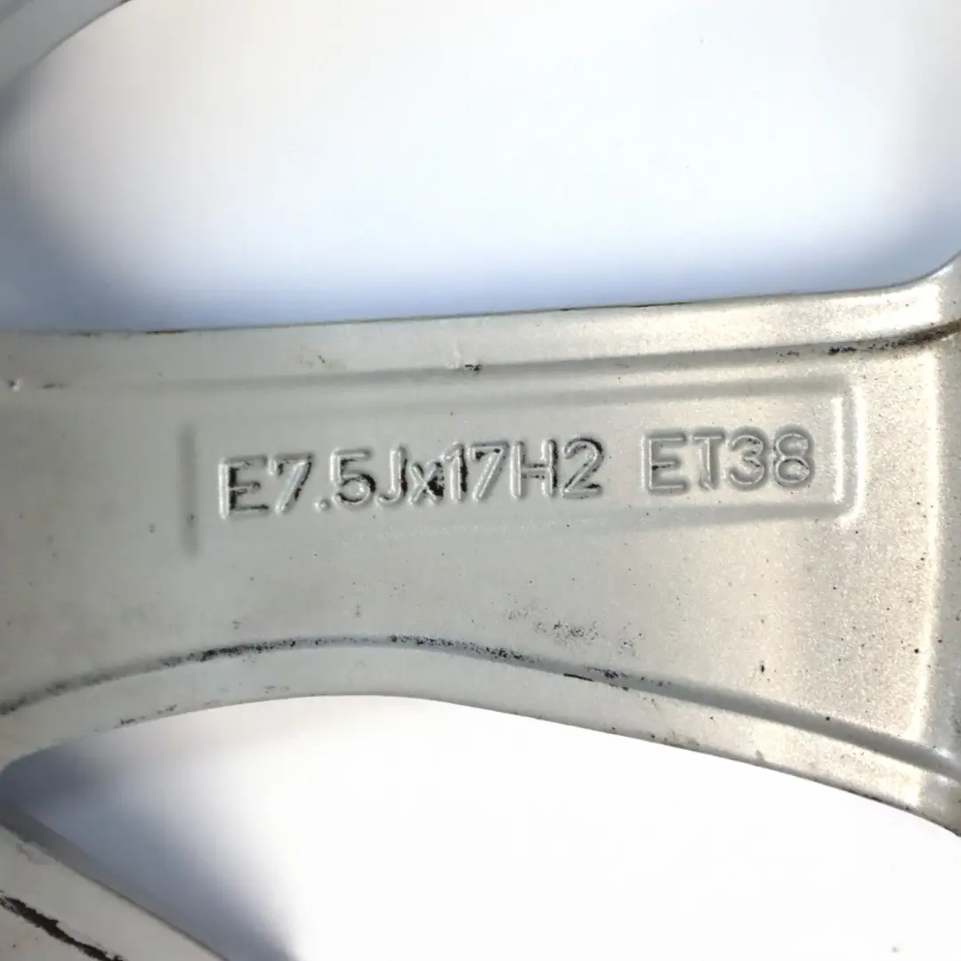 Audi A4 B9 8W Argento Cerchio In Lega 17" 7J ET:38 10-Spoke - SKU 8W0601025L-2 - Numero di parte 8W0601025L