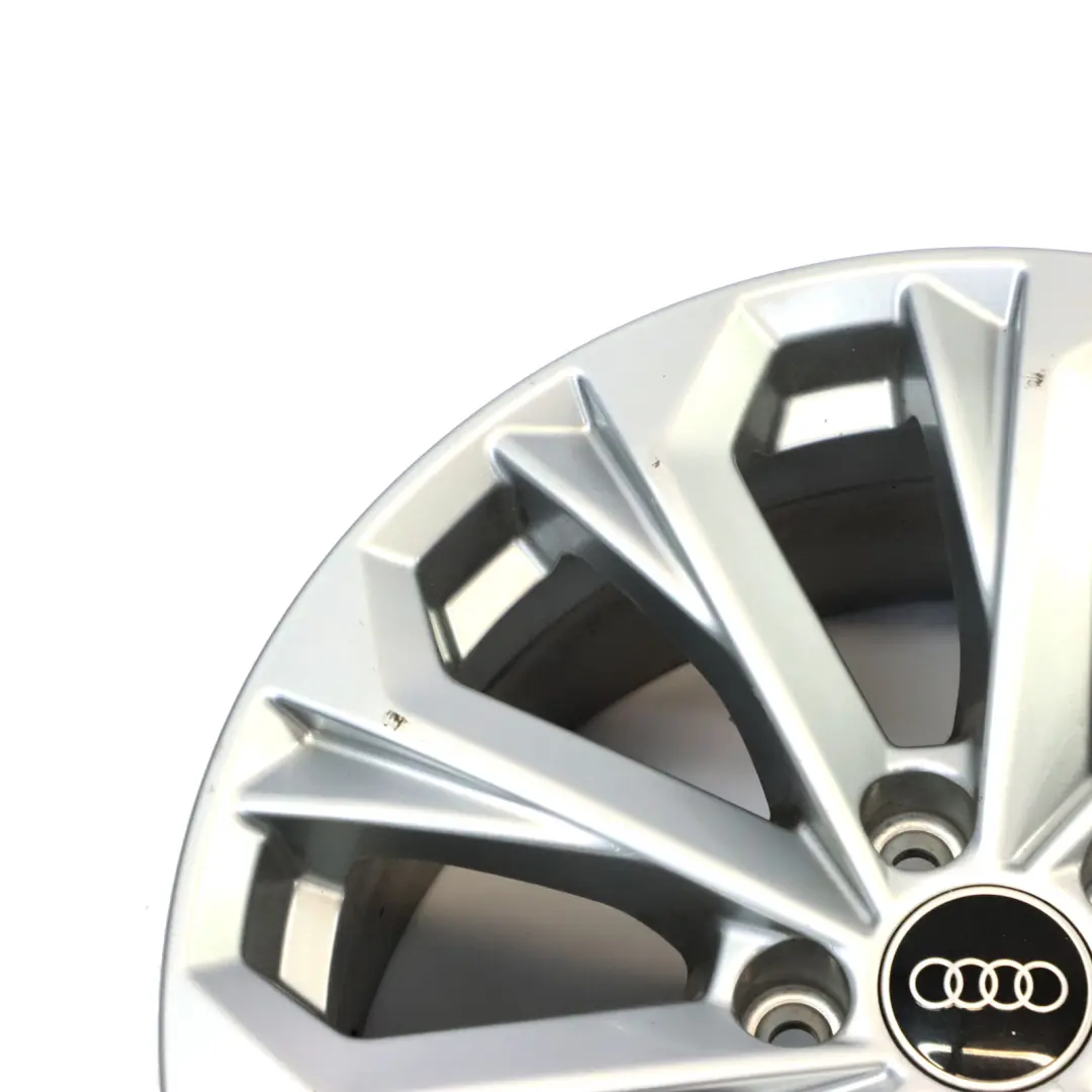 Audi A4 B9 8W Argento Cerchio In Lega 17" 7J ET:38 10-Spoke - SKU 8W0601025L-2 - Numero di parte 8W0601025L