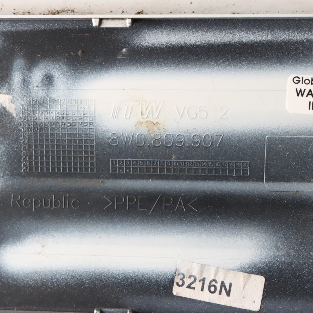 Fill In Filler Flap Cap Cover Lid Ibis White - Y9C to Audi A4 B9 8W Fuel with Part number 8W0809907 Audi A4 B9 8W Fuel Fill In Filler Flap Cap Cover Lid Ibis White - Y9C - SKU 8W0809907-IWH - Part number 8W0809907