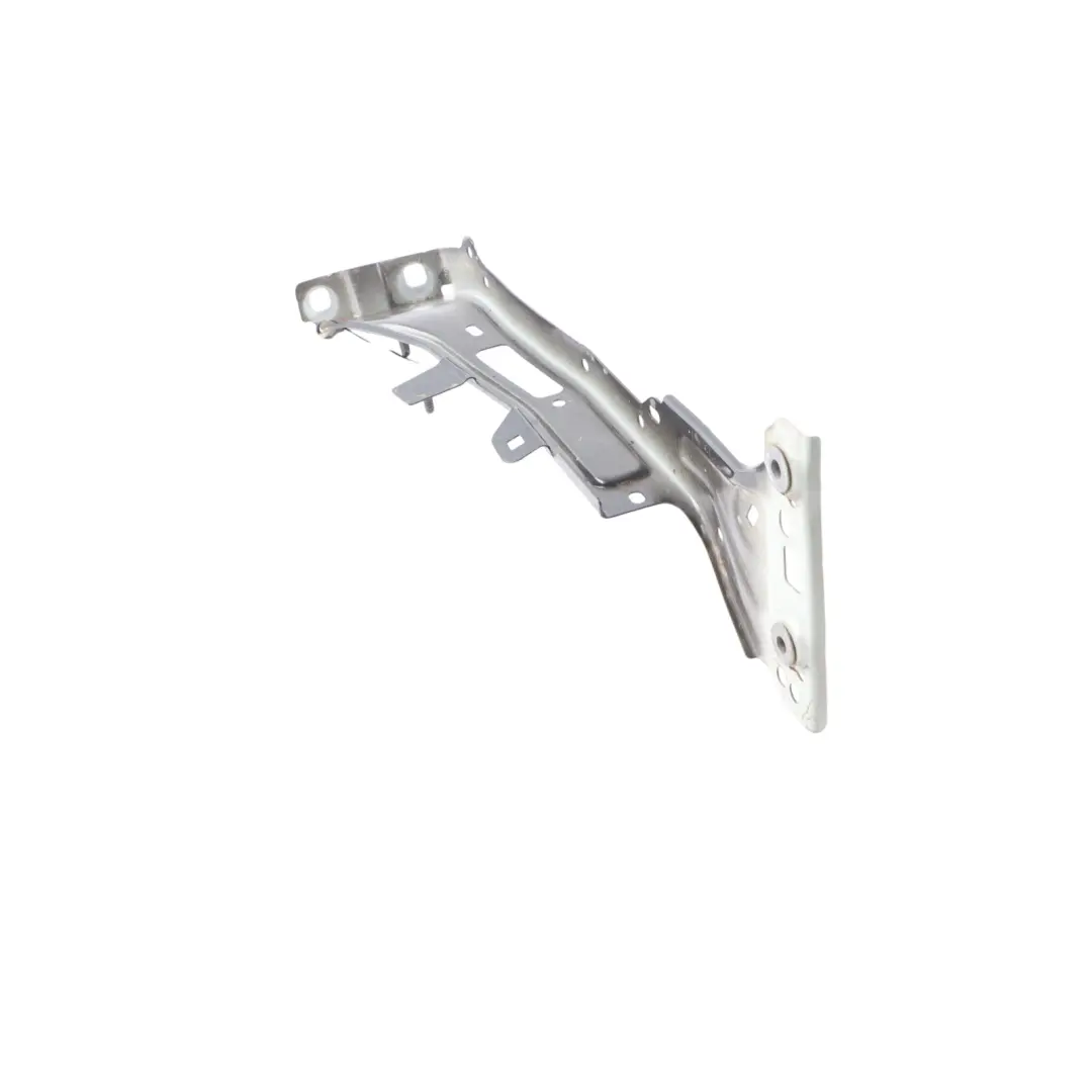 Front Wing Fender Mount Right O/S Bracket Support to Audi A4 S4 B9 with Part number 8W0821136C Audi A4 S4 B9 Front Wing Fender Mount Right O/S Bracket Support - SKU 8W0821136C - Part number 8W0821136C