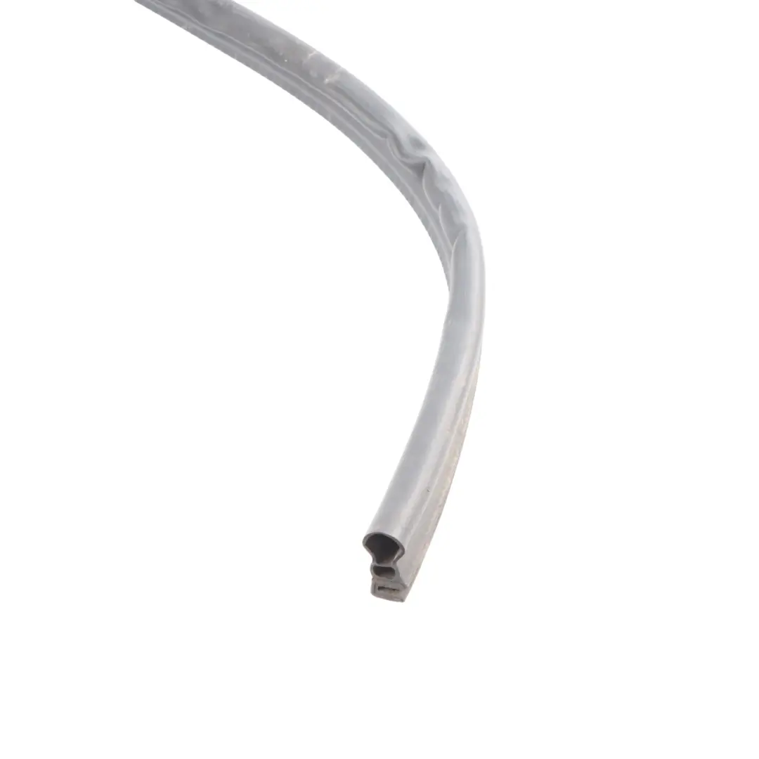 Striscia Anteriore Cofano Motore Guarnizione Tenuta per Audi A4 S4 B9 con numero di parte 8W0823723A Audi A4 S4 B9 Striscia Anteriore Cofano Motore Guarnizione Tenuta - SKU 8W0823723A - Numero di parte 8W0823723A