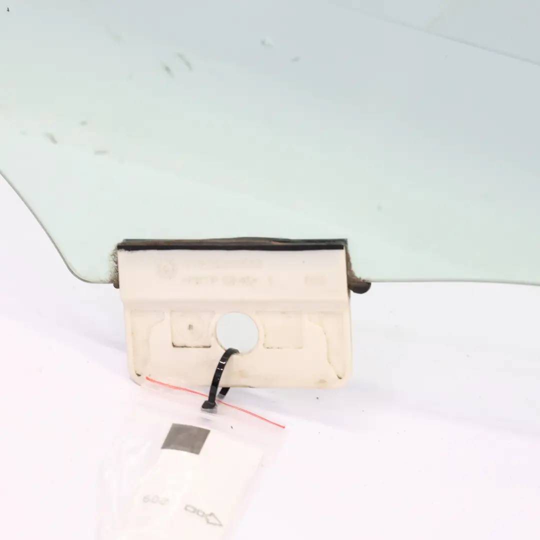 Vitre De Porte Avant Droite Vitrage Latéral En Verre AS2 pour Audi S4 B9 à propos du numéro de pièce 8W0845202 Audi S4 B9 Vitre De Porte Avant Droite Vitrage Latéral En Verre AS2 - SKU 8W0845202-1 - Numéro de pièce 8W0845202