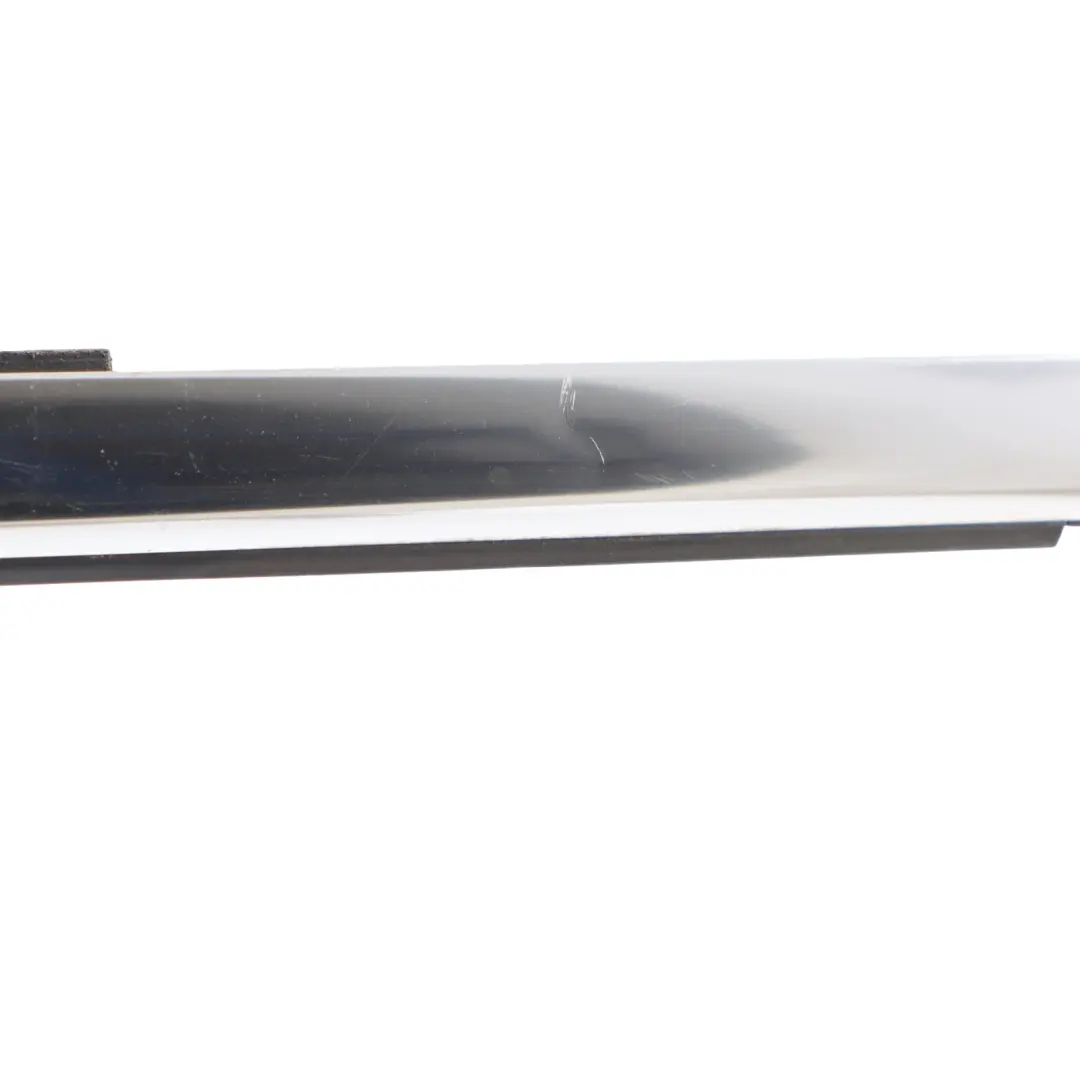 Joint Fenêtre Porte Avant Garniture Chromée Moulding pour Audi A4 B9 à propos du numéro de pièce 8W0853283E Audi A4 B9 Joint Fenêtre Porte Avant Garniture Chromée Moulding - SKU 8W0853283E - Numéro de pièce 8W0853283E