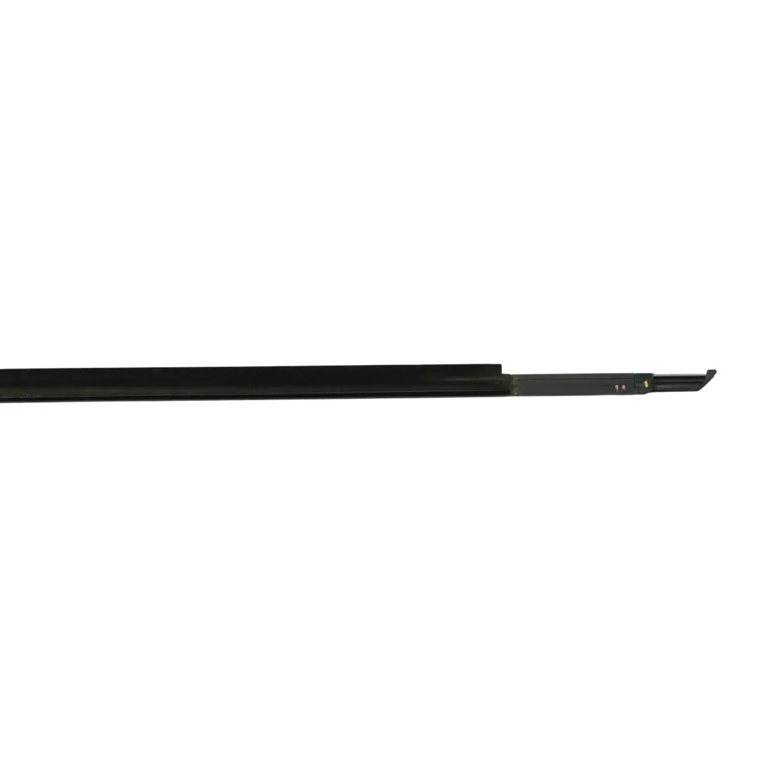 Audi A4 B9 Listwa Ozdobna Uszczelka Drzwi Przednia Prawa - SKU 8W0853284E-1 - Numer Części 8W0853284E