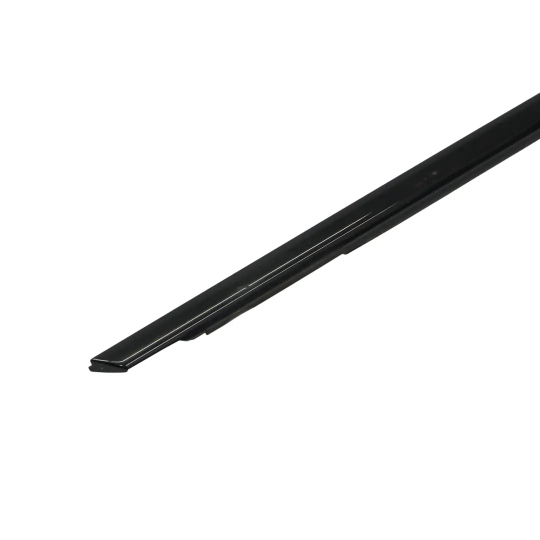 Front Door Outer Moulding Trim Weatherstrip Seal Right O/S to Audi A4 B9 with Part number 8W0853284E Audi A4 B9 Front Door Outer Moulding Trim Weatherstrip Seal Right O/S - SKU 8W0853284E-1 - Part number 8W0853284E