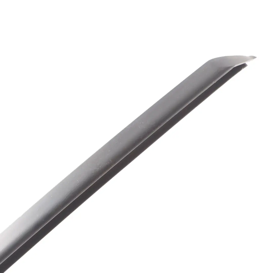 Audi A4 B9 Moldura De Burlete Para Parabrisas Delantero Izquierda - SKU 8W0854327C - Número de pieza 8W0854327C