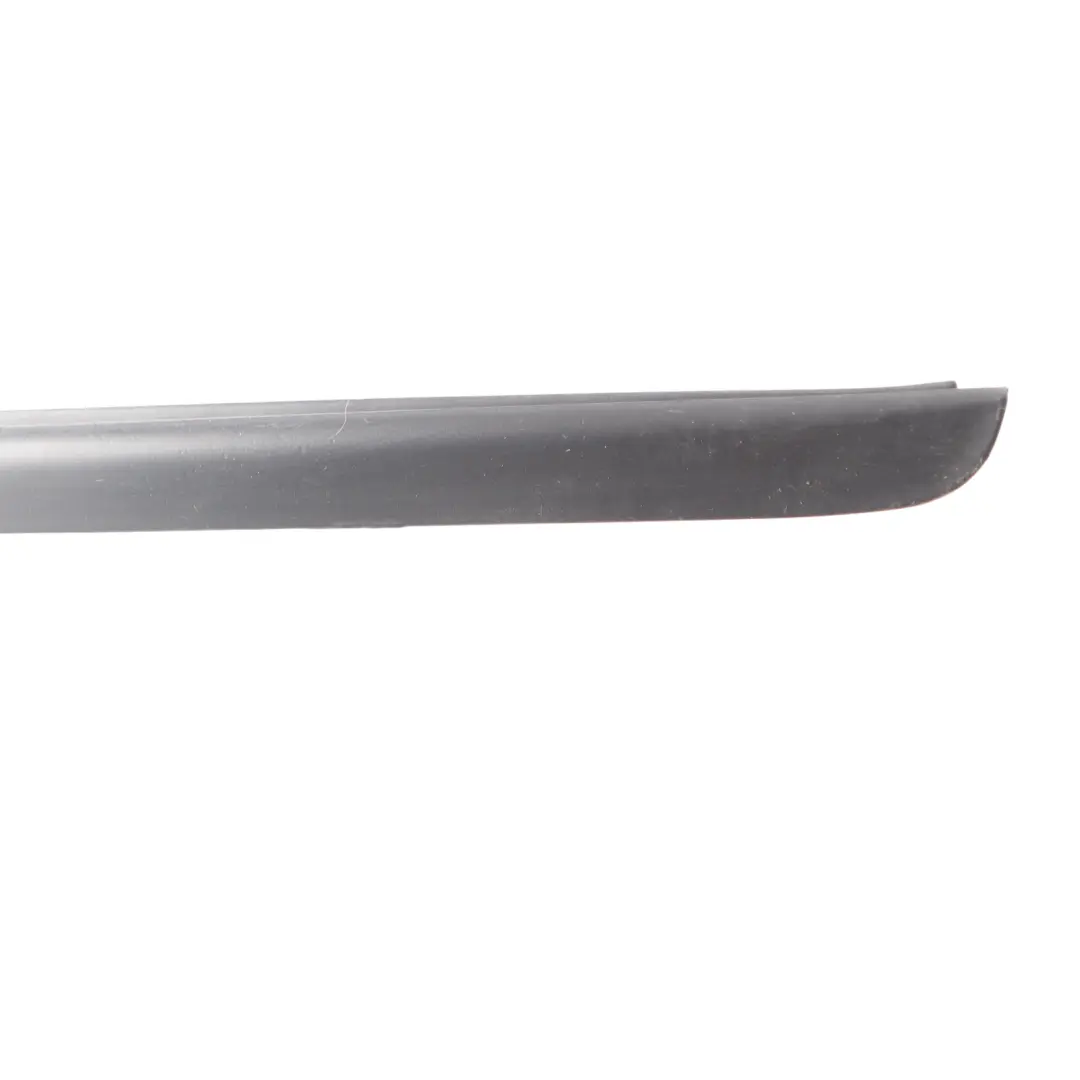 Audi A4 B9 Moldura De Burlete Para Parabrisas Delantero Izquierda - SKU 8W0854327C - Número de pieza 8W0854327C