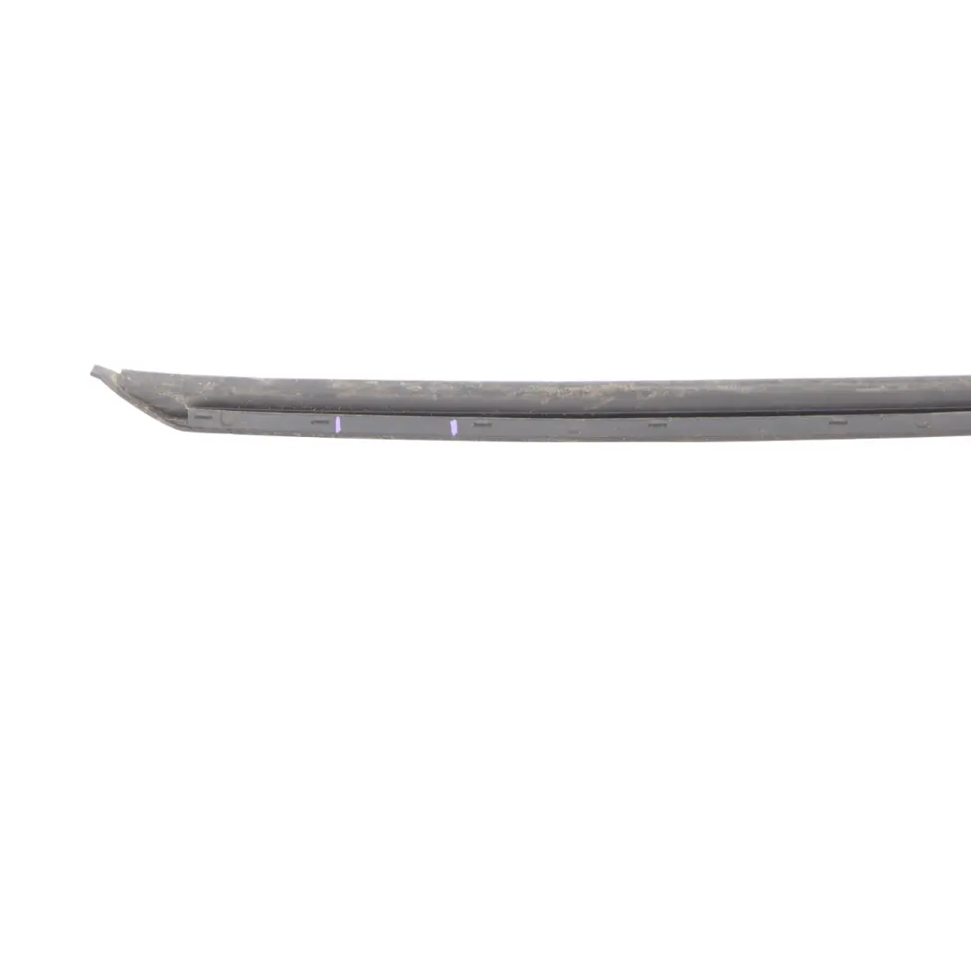 Audi A4 S4 B9 Moulure Pare Brise Avant Droite - SKU 8W0854328C - Numéro de pièce 8W0854328C