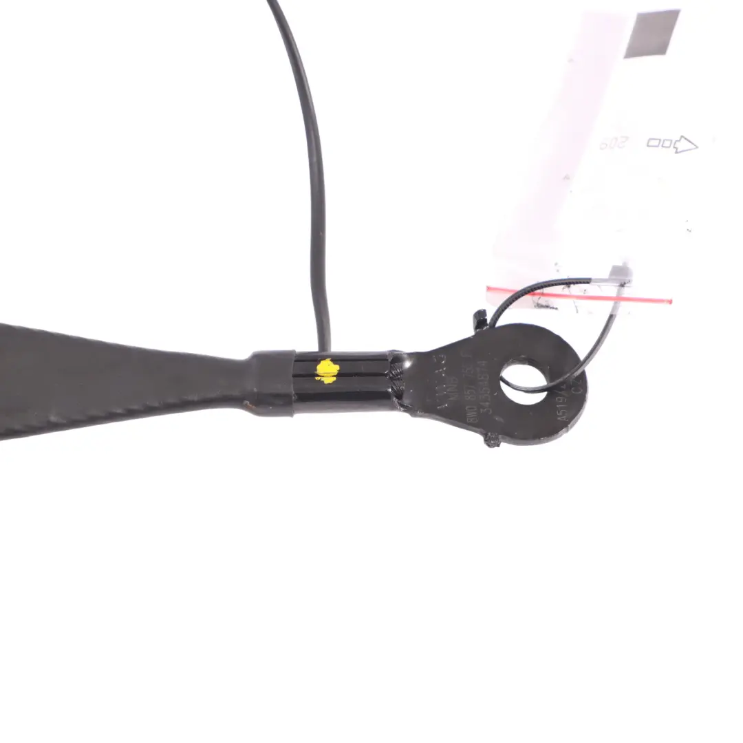 Fibbia Della Cintura Sicurezza Anteriore Conducente per Audi A4 B9 8W con numero di parte 8W0857755F Audi A4 B9 8W Fibbia Della Cintura Sicurezza Anteriore Conducente - SKU 8W0857755F - Numero di parte 8W0857755F