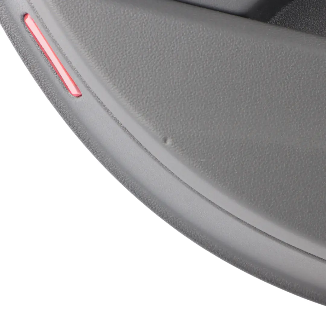 Embelecedor interior panel tarjeta puerta delantera Montaje izquierdo para Audi A4 B9 con número de pieza 8W0867303D Audi A4 B9 Embelecedor interior panel tarjeta puerta delantera Montaje izquierdo - SKU 8W0867303D - Número de pieza 8W0867303D