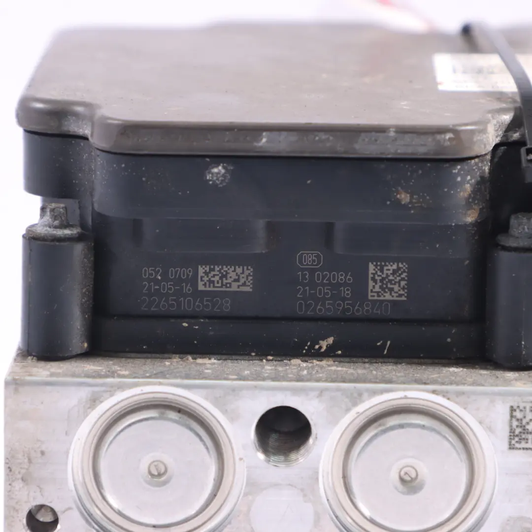 Audi A4 B9 Pompa Freno Modulo ABS Controllo Idraulico Unità Frenante - SKU 8W0907379AG - Numero di parte 8W0907379AG