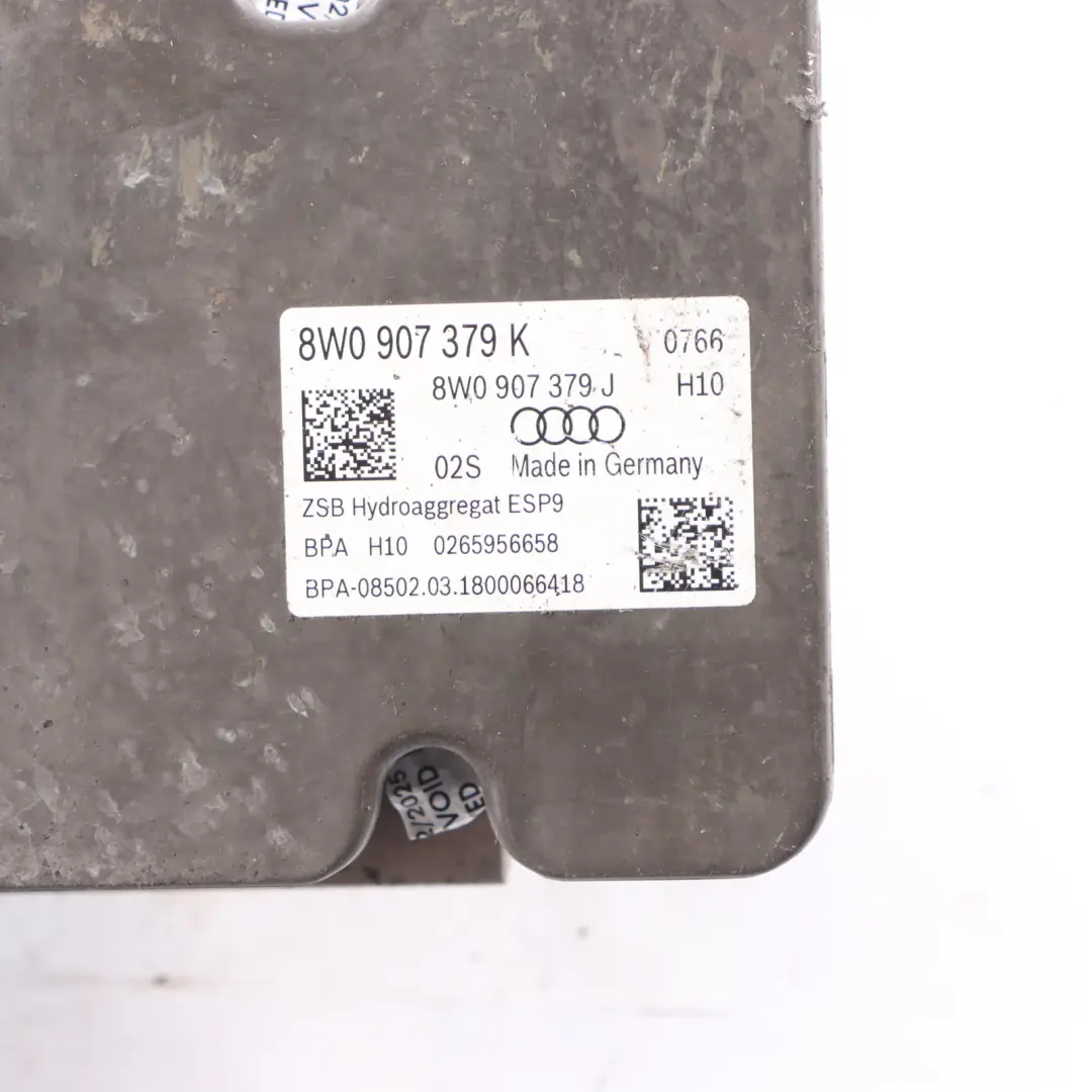 Brake Pump ABS Control Braking Unit to Audi A4 S4 B9 3.0 TFSI Quattro with Part number 8W0907379K Audi A4 S4 B9 3.0 TFSI Quattro Brake Pump ABS Control Braking Unit - SKU 8W0907379K - Part number 8W0907379K