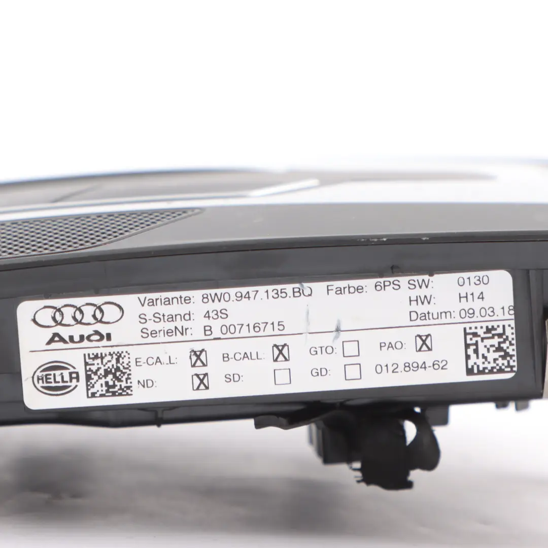Audi S4 B9 Panneau D'Éclairage Intérieur Toit Lampe Lecture Arrière - SKU 8W0947135BQ - Numéro de pièce 8W0947135BQ