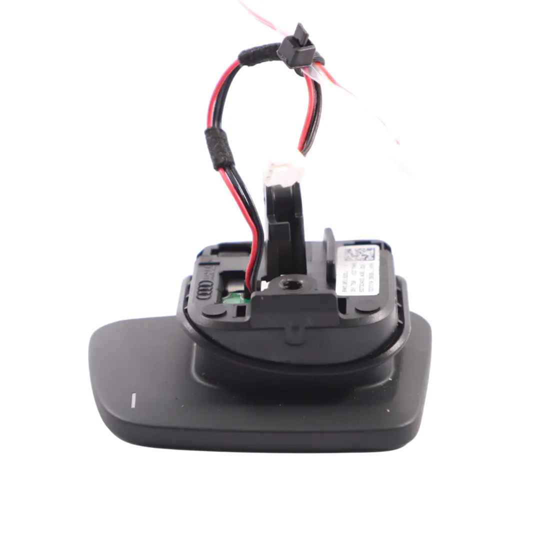 Paddle Shift Sinistro per Audi A4 B9 A5 F5 A3 8V Volante con numero di parte 8W0951523J Audi A4 B9 A5 F5 A3 8V Volante Paddle Shift Sinistro - SKU 8W0951523J-1 - Numero di parte 8W0951523J