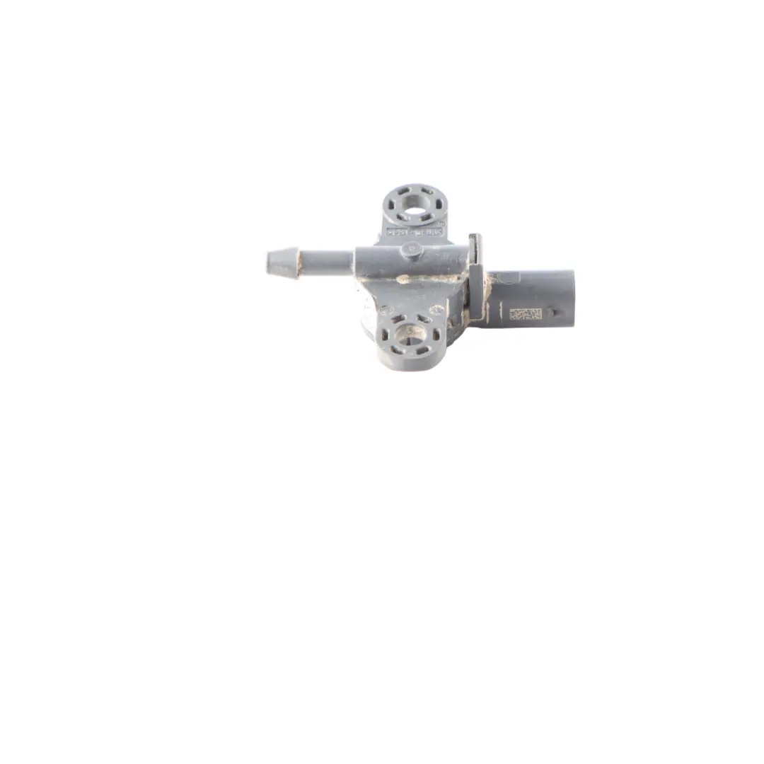 Front Pedestrian Protection Pressure Sensor Crash Unit to Audi A4 B9 with Part number 8W0959121D Audi A4 B9 Front Pedestrian Protection Pressure Sensor Crash Unit - SKU 8W0959121D-1 - Part number 8W0959121D