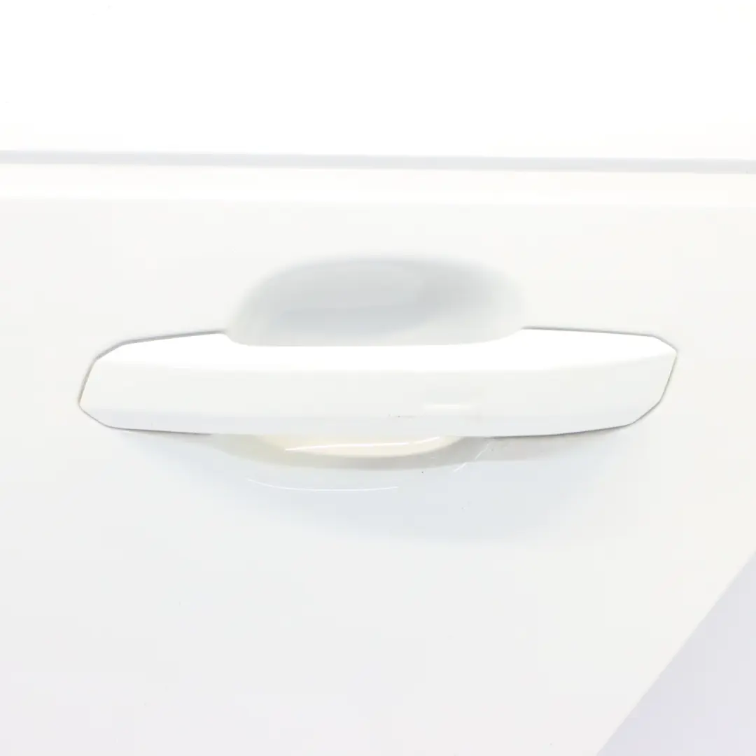 Porta Posteriore Sinistra Bianco Ibis White - Y9C per Audi A4 B9 Saloon con numero di parte 8W5833051C Audi A4 B9 Saloon Porta Posteriore Sinistra Bianco Ibis White - Y9C - SKU 8W5833051C-IWH - Numero di parte 8W5833051C