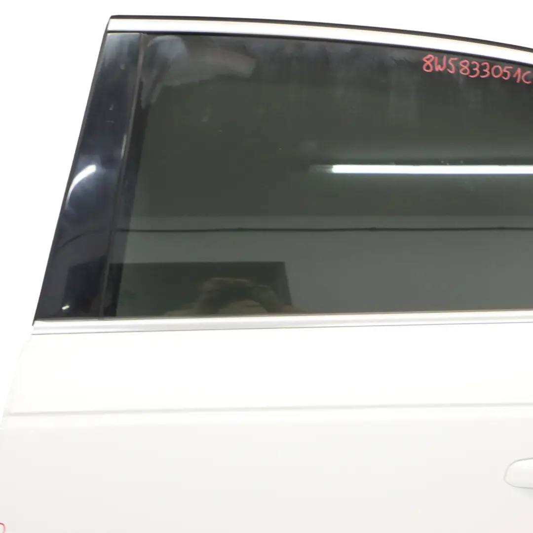 Audi A4 B9 Saloon Porta Posteriore Sinistra Bianco Ibis White - Y9C - SKU 8W5833051C-IWH - Numero di parte 8W5833051C