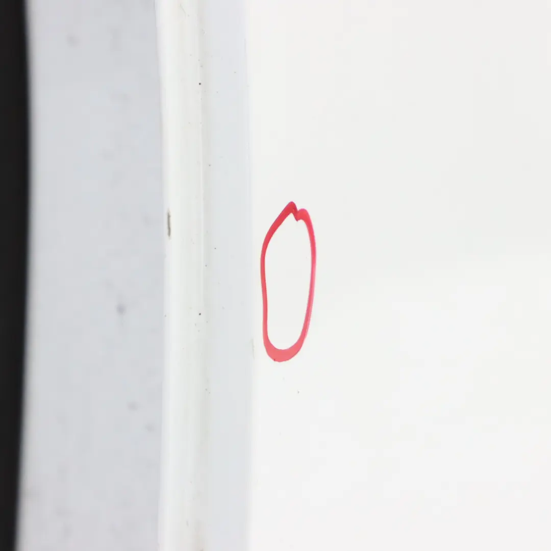 Hintertür Links Ibis White Weiss - Y9C für Audi A4 B9 Saloon mit Teilenummer 8W5833051C Audi A4 B9 Saloon Hintertür Links Ibis White Weiss - Y9C - SKU 8W5833051C-IWH - Teilenummer 8W5833051C