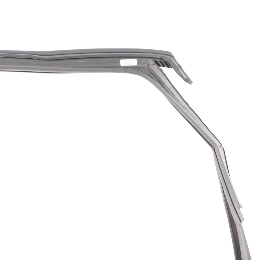 Ventana Marco Cubierta Guia Junta Puerta Trasera Derecha para Audi A4 B9 con número de pieza 8W5839432D Audi A4 B9 Ventana Marco Cubierta Guia Junta Puerta Trasera Derecha - SKU 8W5839432D - Número de pieza 8W5839432D