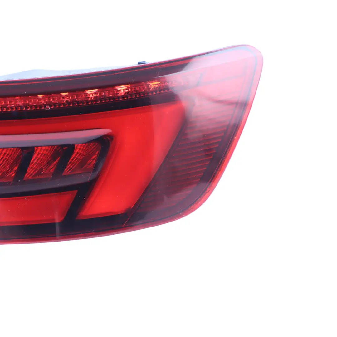 Tail Light Lamp Side Panel Rear Right O/S Taillight to Audi A4 B9 with Part number 8W5945092G Audi A4 B9 Tail Light Lamp Side Panel Rear Right O/S Taillight - SKU 8W5945092G - Part number 8W5945092G