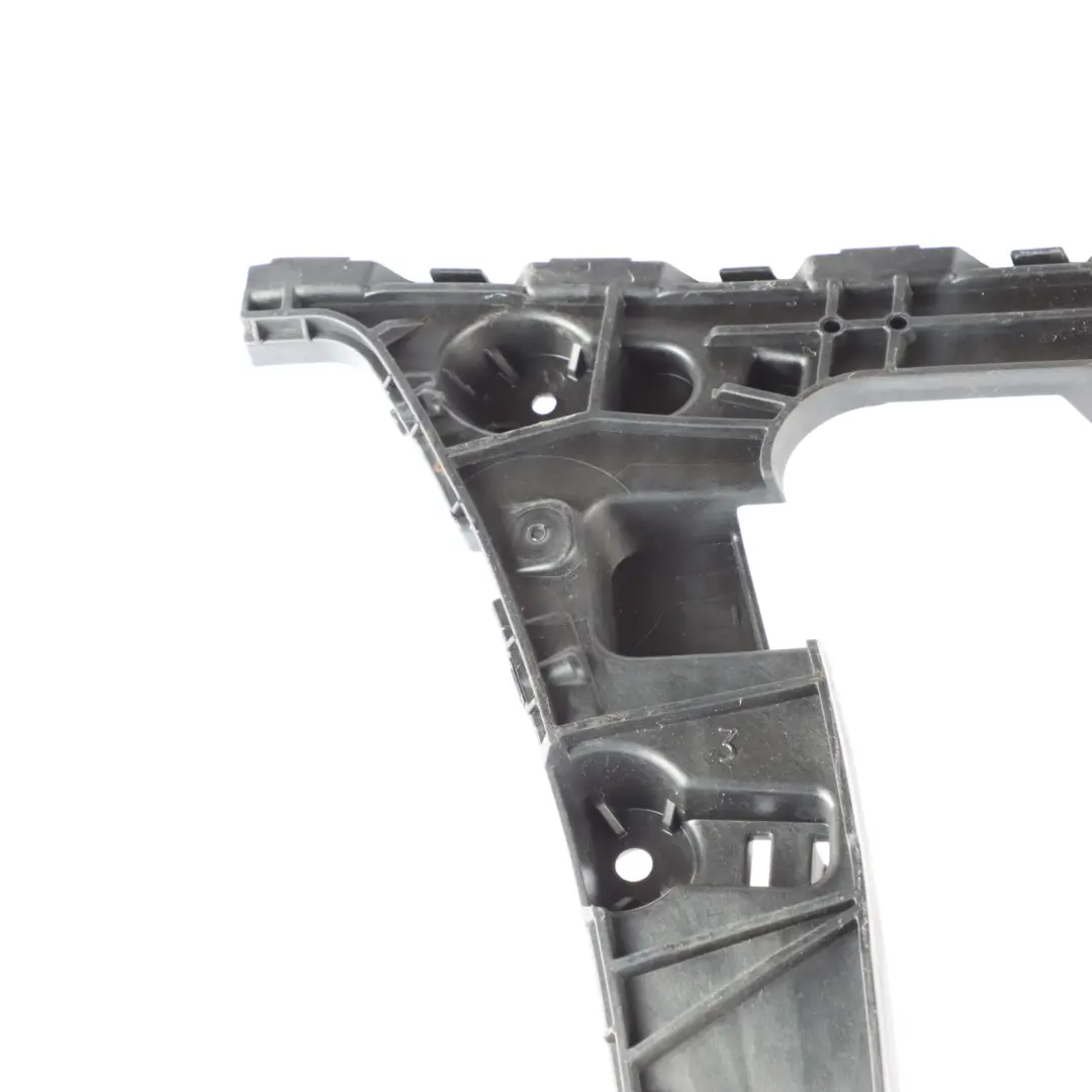 Staffa Montaggio Paraurti Posteriore Sinistra Guida per Audi A4 B9 Avant con numero di parte 8W9807453 Audi A4 B9 Avant Staffa Montaggio Paraurti Posteriore Sinistra Guida - SKU 8W9807453 - Numero di parte 8W9807453