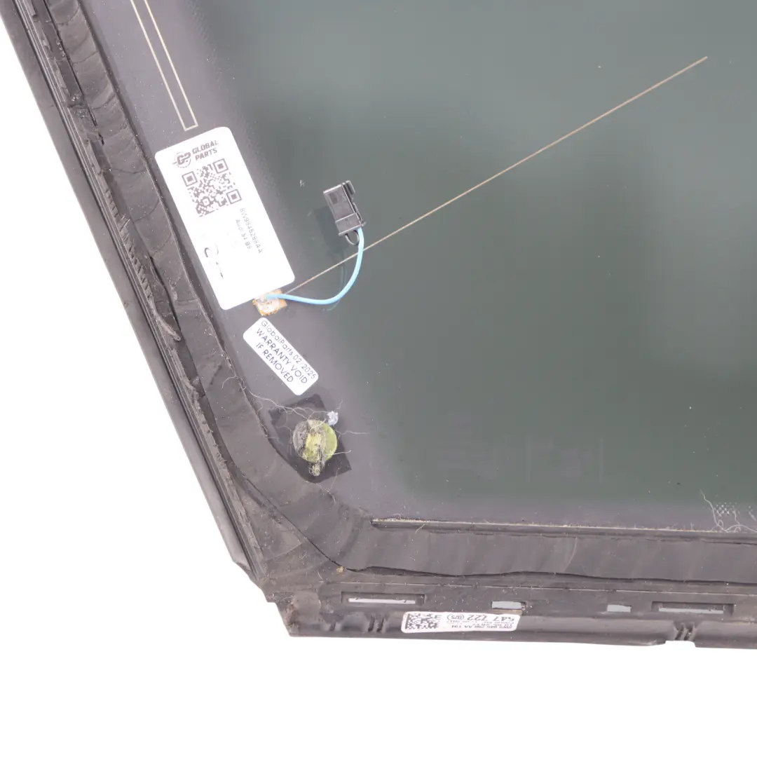 Quarter Side Window Glass Glazing AS3 Right O/S to Audi A4 B9 Rear with Part number 8W9845298AA Audi A4 B9 Rear Quarter Side Window Glass Glazing AS3 Right O/S - SKU 8W9845298AA - Part number 8W9845298AA