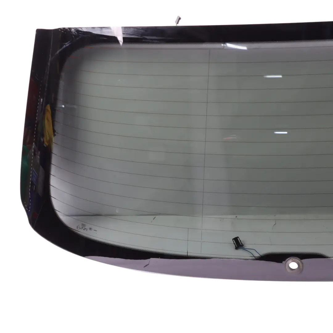 Window Audi A4 S4 B9 Rear Boot Trunk Lid Glazing AS3 to Tailgate with Part number 8W9845501C Tailgate Window Audi A4 S4 B9 Rear Boot Trunk Lid Glazing AS3 - SKU 8W9845501C - Part number 8W9845501C
