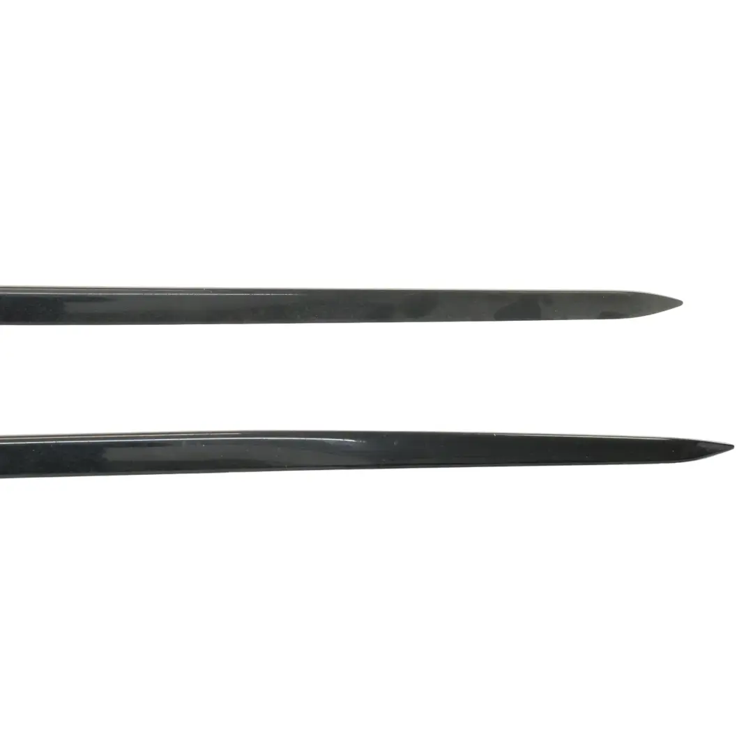 Protezione Striscia Laterale Sinistra Destra Mitico Nero Y9T per Audi A4 B9 S-Line con numero di parte 8W0853931 Audi A4 B9 S-Line Protezione Striscia Laterale Sinistra Destra Mitico Nero Y9T - SKU 8W0853931-MYB - Numero di parte 8W0853931