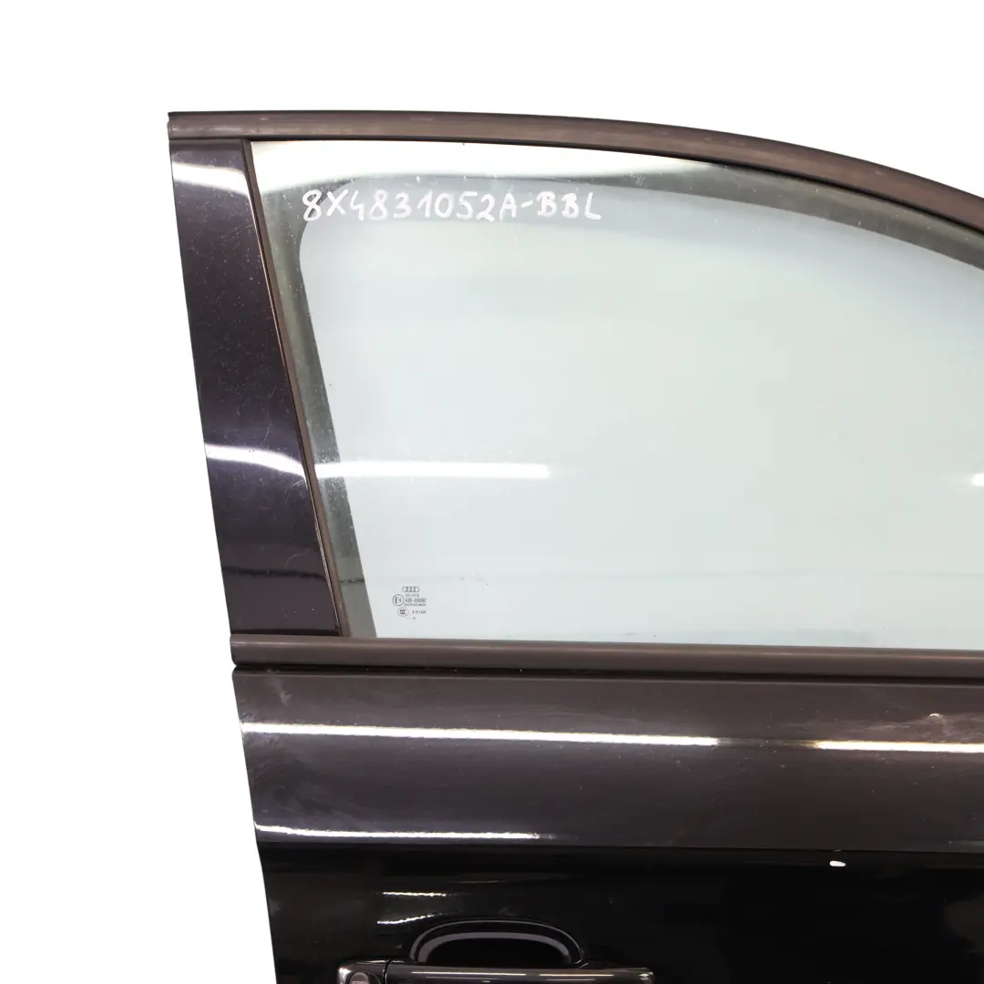 Tür Vorne Rechts Brillantschwarz Metallic - Y9B für Audi A1 8X mit Teilenummer 8X4831052A Audi A1 8X Tür Vorne Rechts Brillantschwarz Metallic - Y9B - SKU 8X4831052A-BBL - Teilenummer 8X4831052A