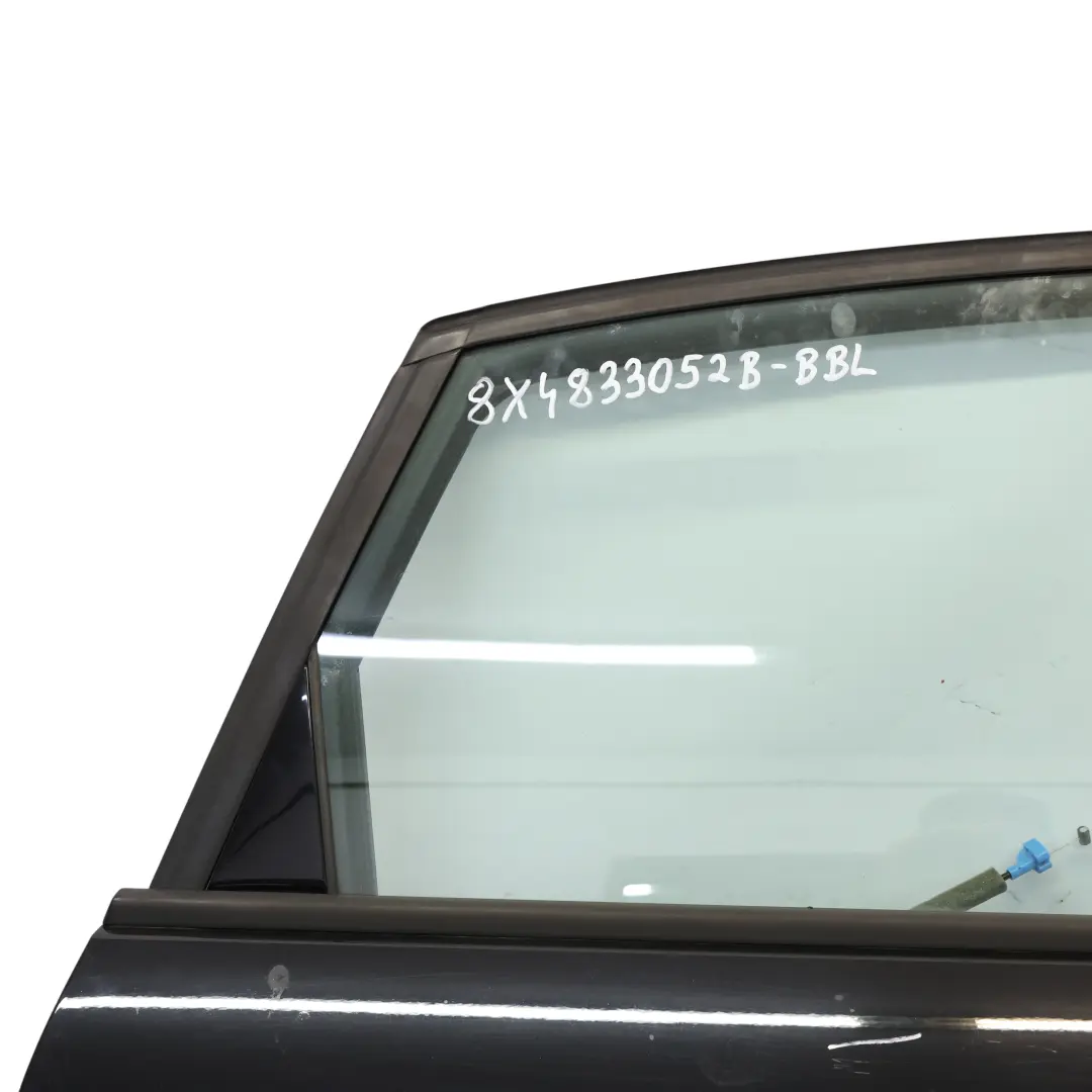 Puerta Trasera Derecha Brilliant Black Metallic - Y9B para Audi A1 8X con número de pieza 8X4833052B Audi A1 8X Puerta Trasera Derecha Brilliant Black Metallic - Y9B - SKU 8X4833052B-BBL - Número de pieza 8X4833052B