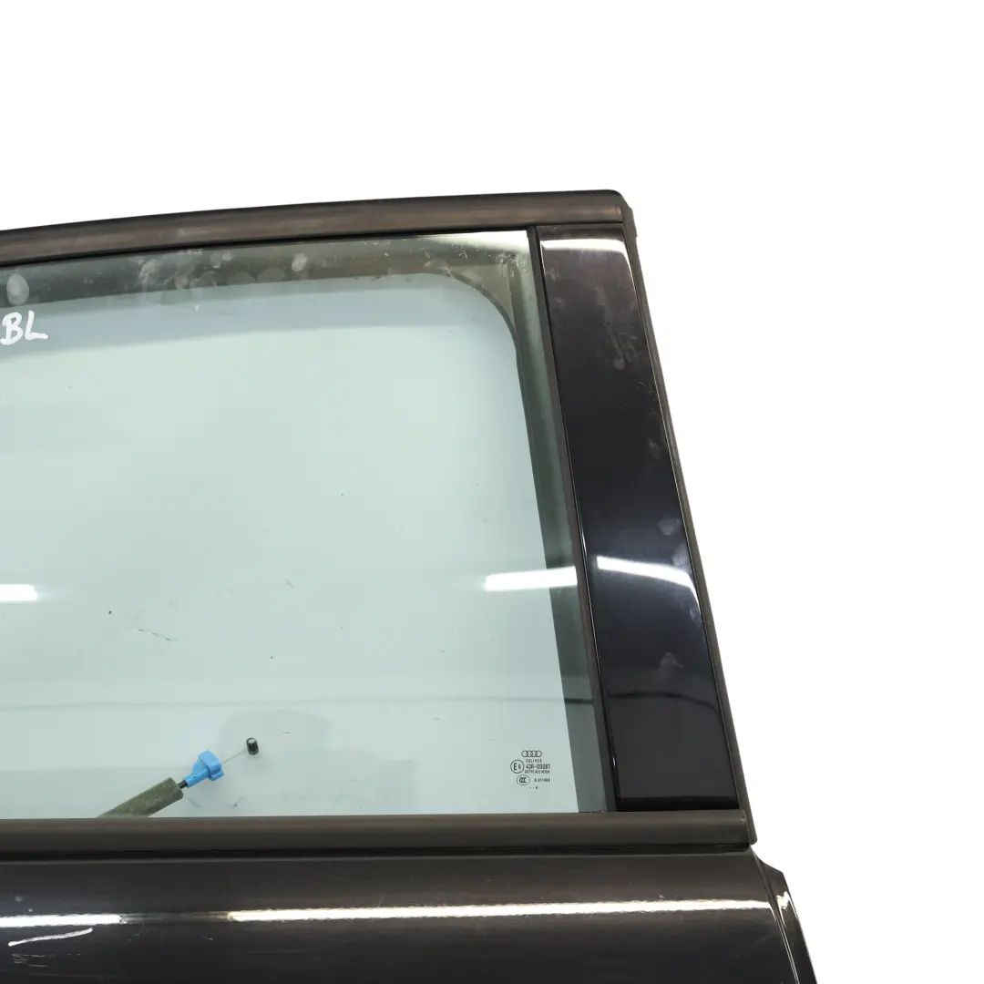 Tür Hinten Rechts Brillantschwarz Metallic - Y9B für Audi A1 8X mit Teilenummer 8X4833052B Audi A1 8X Tür Hinten Rechts Brillantschwarz Metallic - Y9B - SKU 8X4833052B-BBL - Teilenummer 8X4833052B