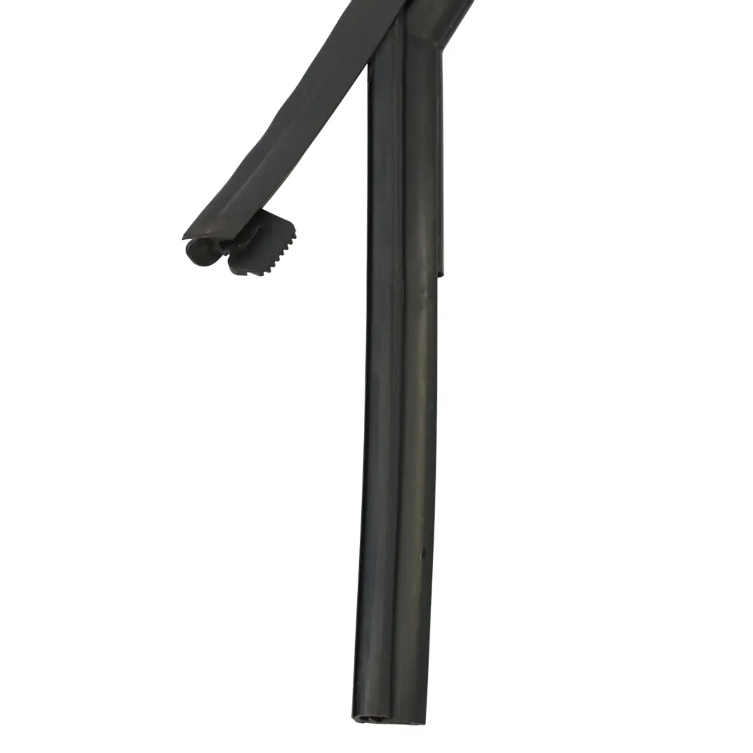 Sportback Guarnizione Guida Del Lunotto Posteriore Destra per Audi A1 8X con numero di parte 8X4839440E Audi A1 8X Sportback Guarnizione Guida Del Lunotto Posteriore Destra - SKU 8X4839440E - Numero di parte 8X4839440E