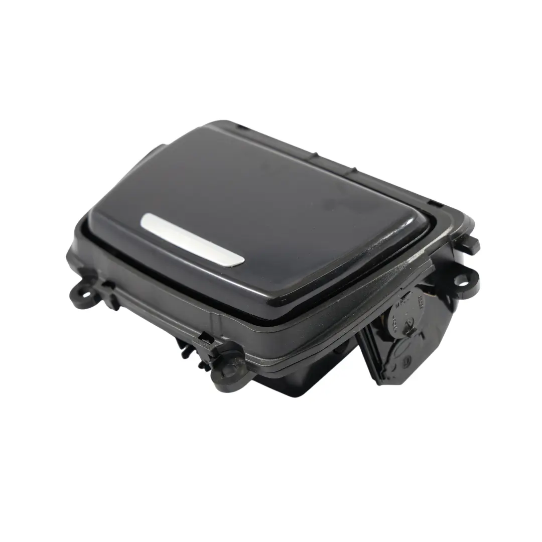 Cenicero Consola Central para BMW F10 F11 LCI con número de pieza 9206347 BMW F10 F11 LCI Cenicero Consola Central - SKU 9206347-1 - Número de pieza 9206347