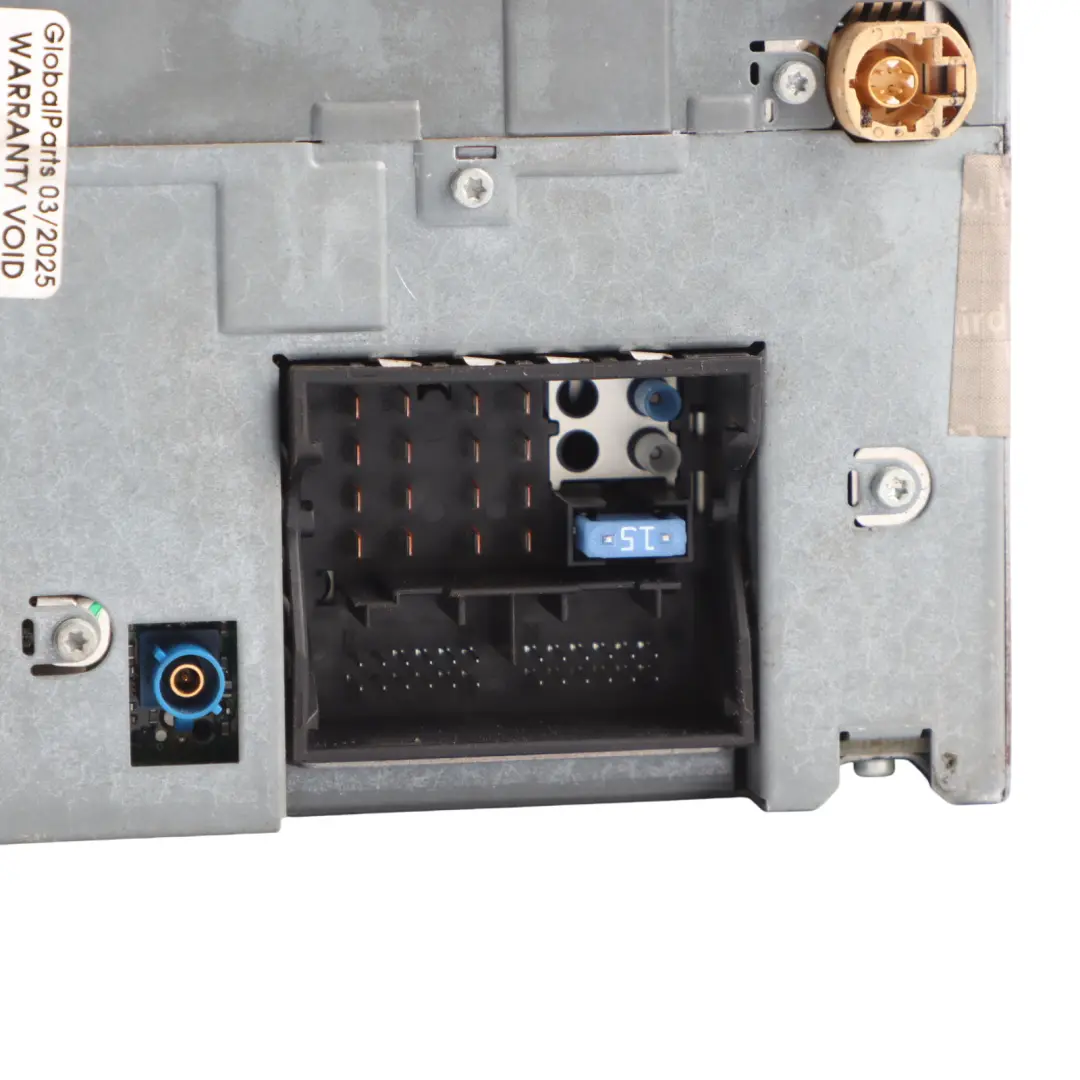 Radio Con Reproductor CD/DVD Cambiador para BMW E93 con número de pieza 9218331 BMW E93 Radio Con Reproductor CD/DVD Cambiador - SKU 9218331 - Número de pieza 9218331