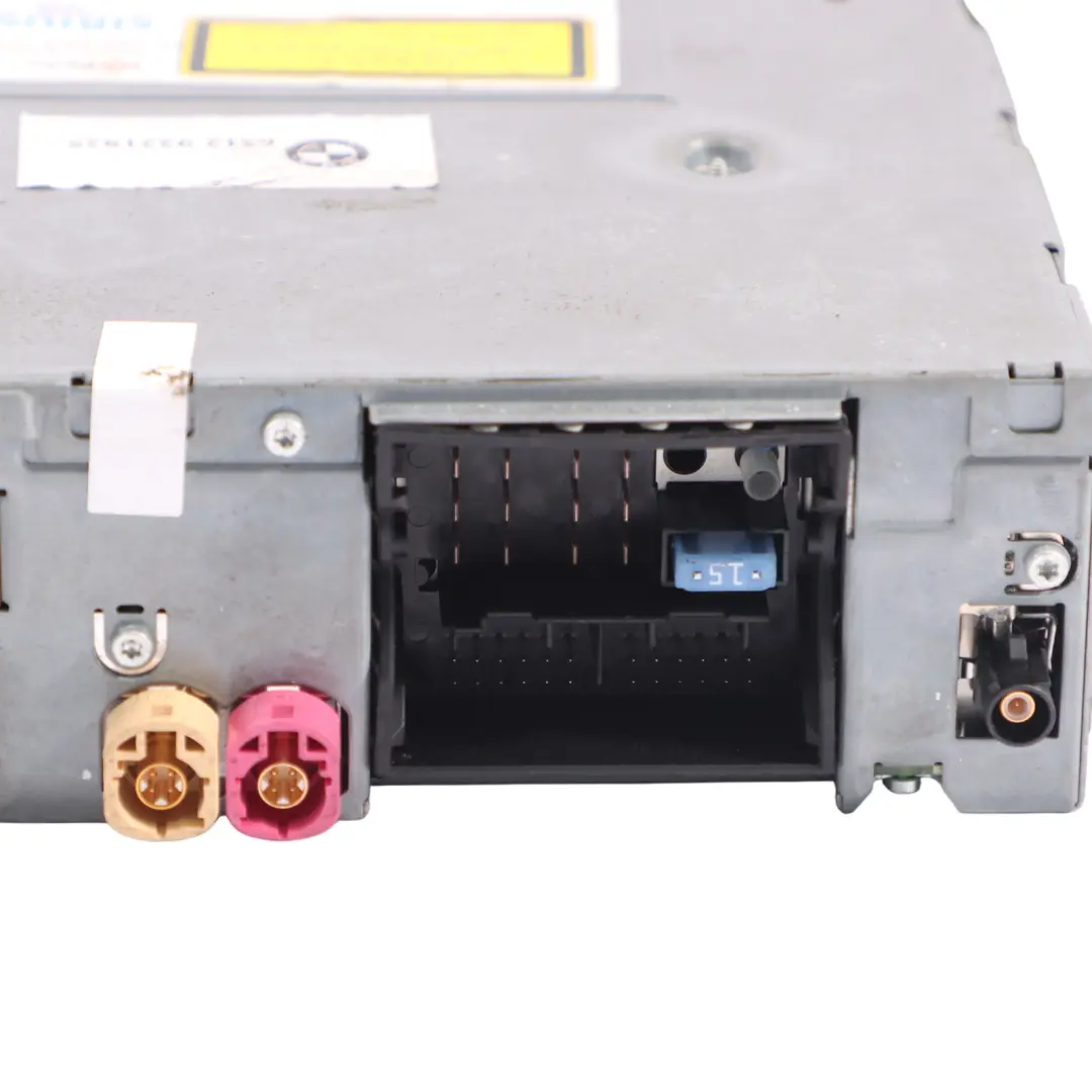 Infotainment Multimedia Computer Hauptgerät für BMW E70 E71 Auto mit Teilenummer 9221825 BMW E70 E71 Auto Infotainment Multimedia Computer Hauptgerät - SKU 9221825 - Teilenummer 9221825