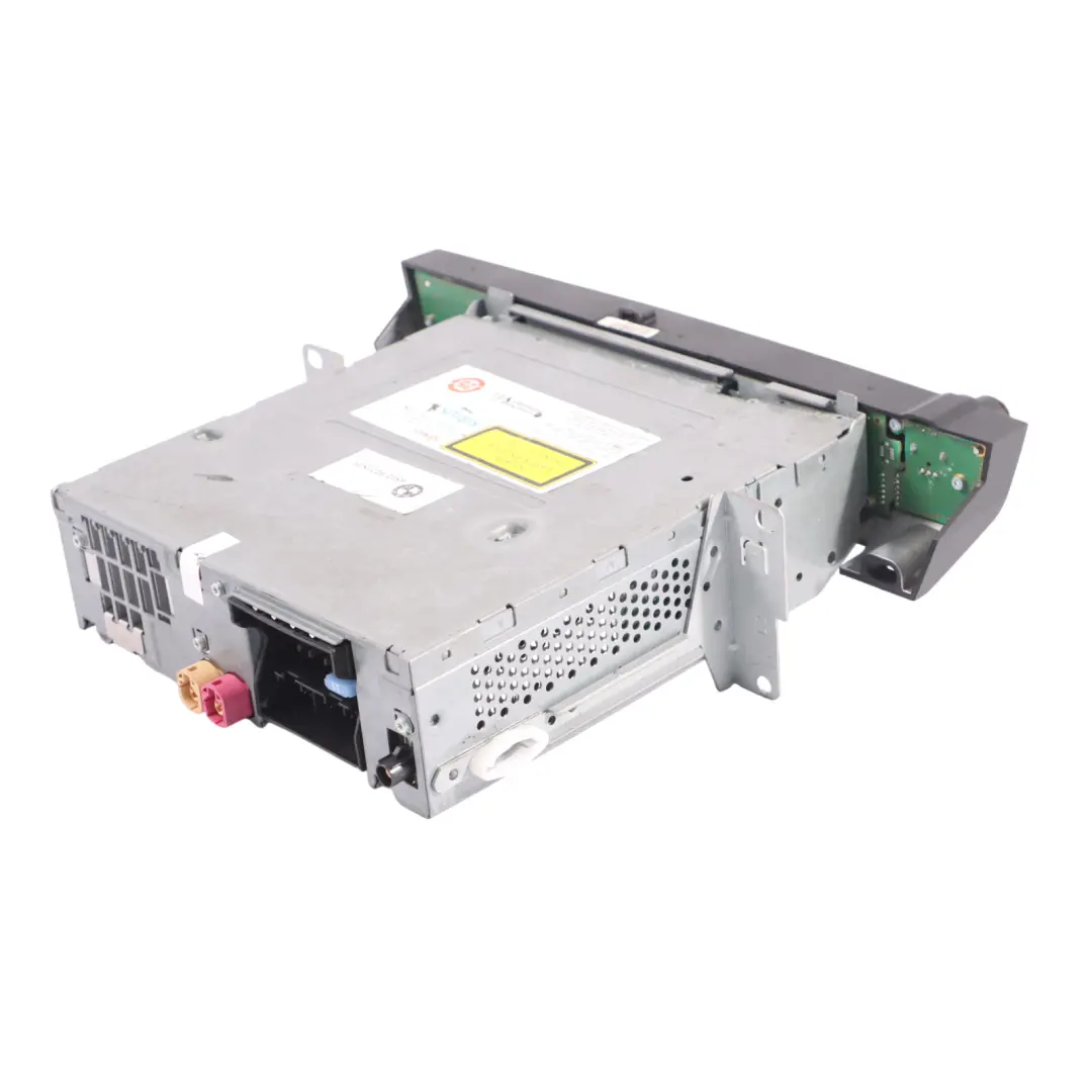 Infotainment Multimedia Computer Head Unit to BMW E70 E71 Car with Part number 9221825 BMW E70 E71 Car Infotainment Multimedia Computer Head Unit - SKU 9221825 - Part number 9221825