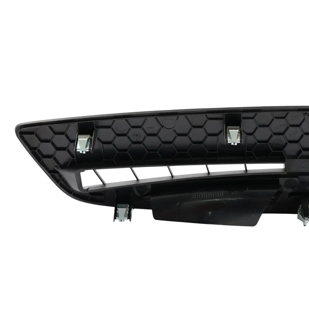 Garniture De Dégivreur Central De Tableau De Bord pour BMW F46 à propos du numéro de pièce 9268989 BMW F46 Garniture De Dégivreur Central De Tableau De Bord - SKU 9268989 - Numéro de pièce 9268989