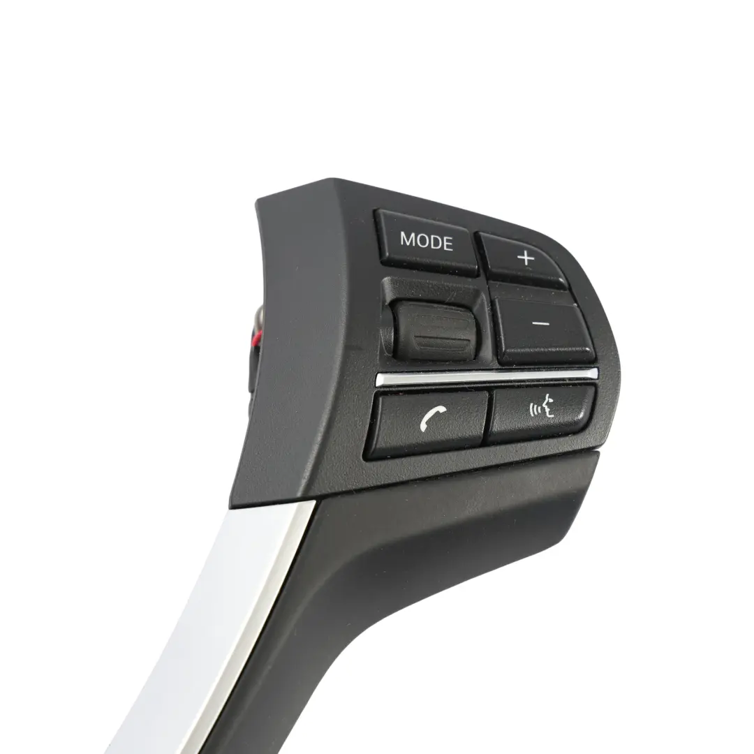 Copertura Interruttore Multifunzione Volante per BMW X3 F25 X4 F26 X5 F15 con numero di parte 9270260 BMW X3 F25 X4 F26 X5 F15 Copertura Interruttore Multifunzione Volante - SKU 9270260 - Numero di parte 9270260